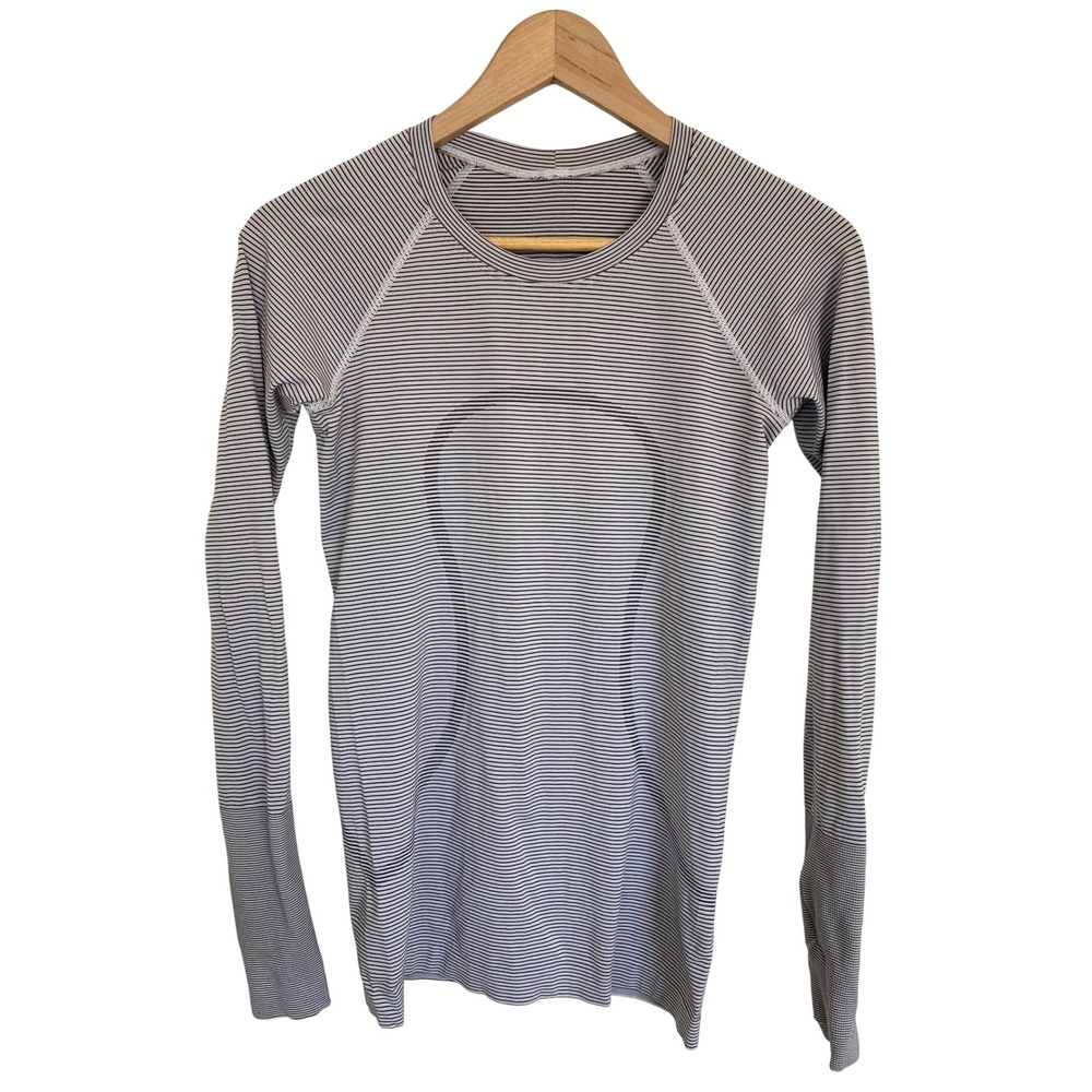 Lululemon Swiftly Tech Long Sleeve Crew Striped White Black Size 4 Thumbholes